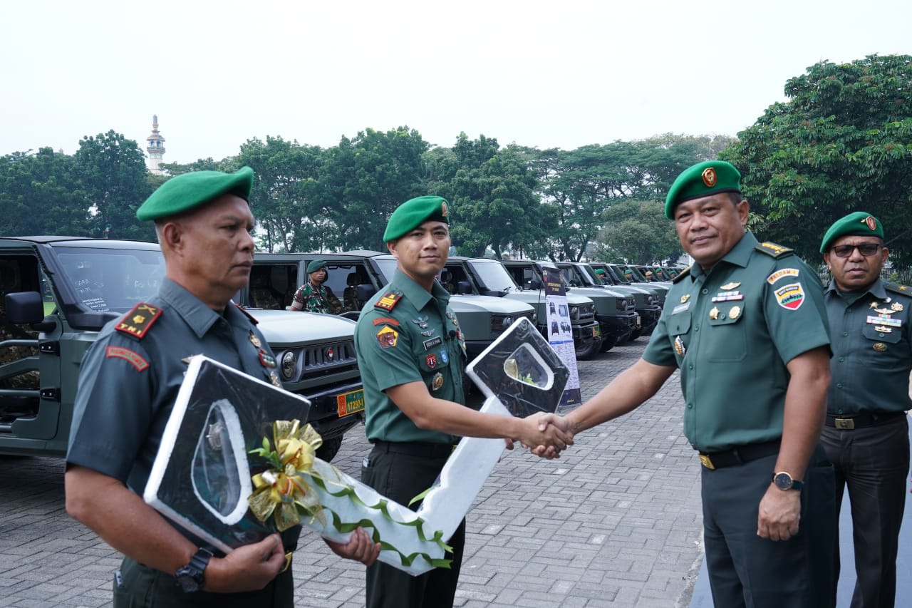 Irdam I/BB Serahkan Secara Simbolis 62 Unit Ransus Maung Garuda ke Satuan Jajaran Kodam I/BB