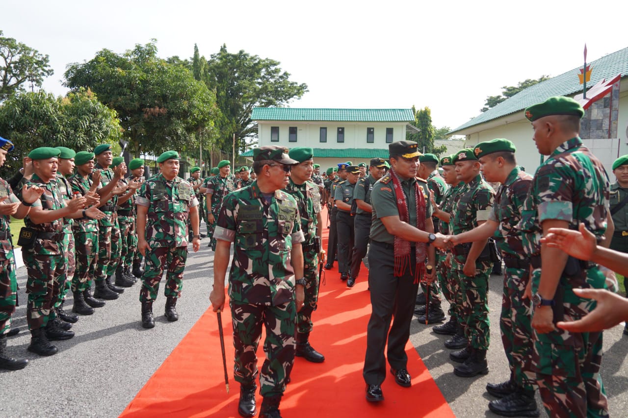 Pangdam I/BB Berikan Apresiasi Semangat dan Dedikasi Prajurit Jajaran Korem 032/Wira Braja