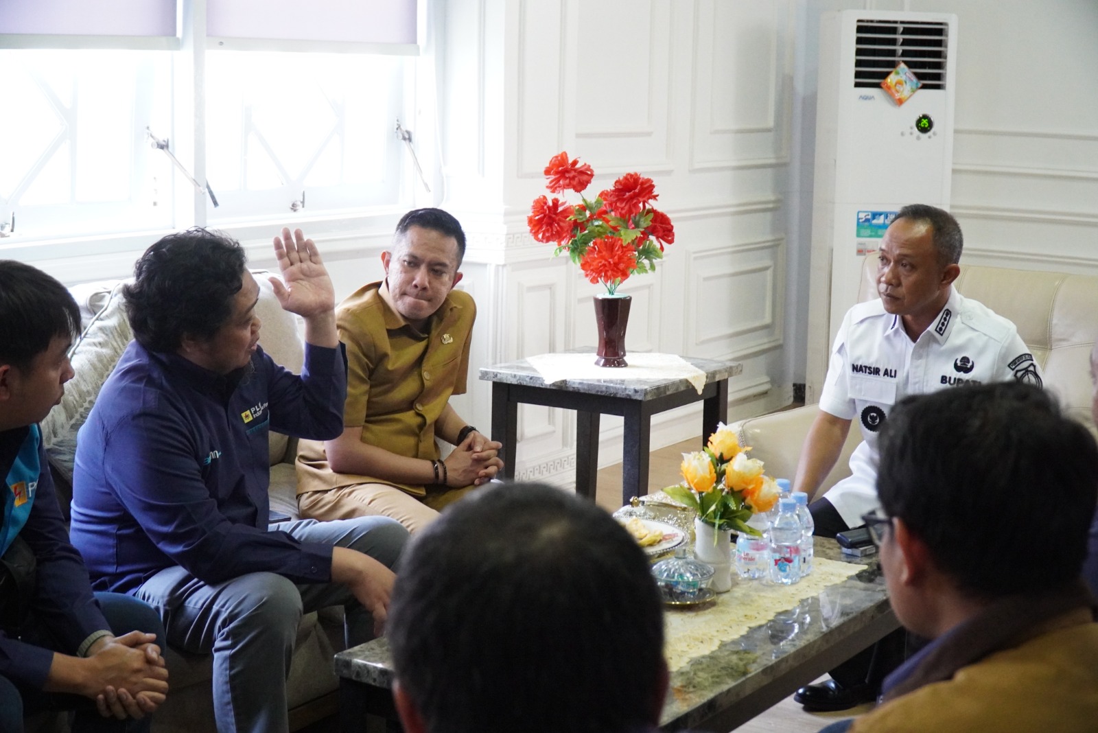 Respon Kondisi Kelistrikan Selayar, PLN Paparkan Rangkaian Upaya Penanganan di Hadapan Bupati Selayar