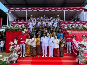 Semarak HUT RI ke-80 di Perbatasan, Satgas Yonif 131/Brajasakti dan Warga Rayakan dengan Penuh Kebersamaan
