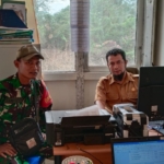 Jalin Kemanunggalan TNI Rakyat Babinsa Suah Api Komsos Bersama Perangkat Desa