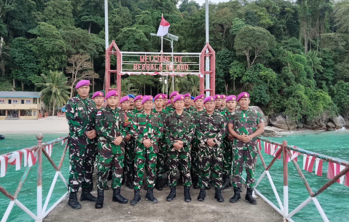 Danpasmar 1 Kunjungi Prajurit yang Berjaga di Pulau Berhala