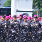 Danpasmar 1 Dampingi Kasal Tinjau Prajurit Pasmar 1 Amankan Gedung DPR/MPR RI