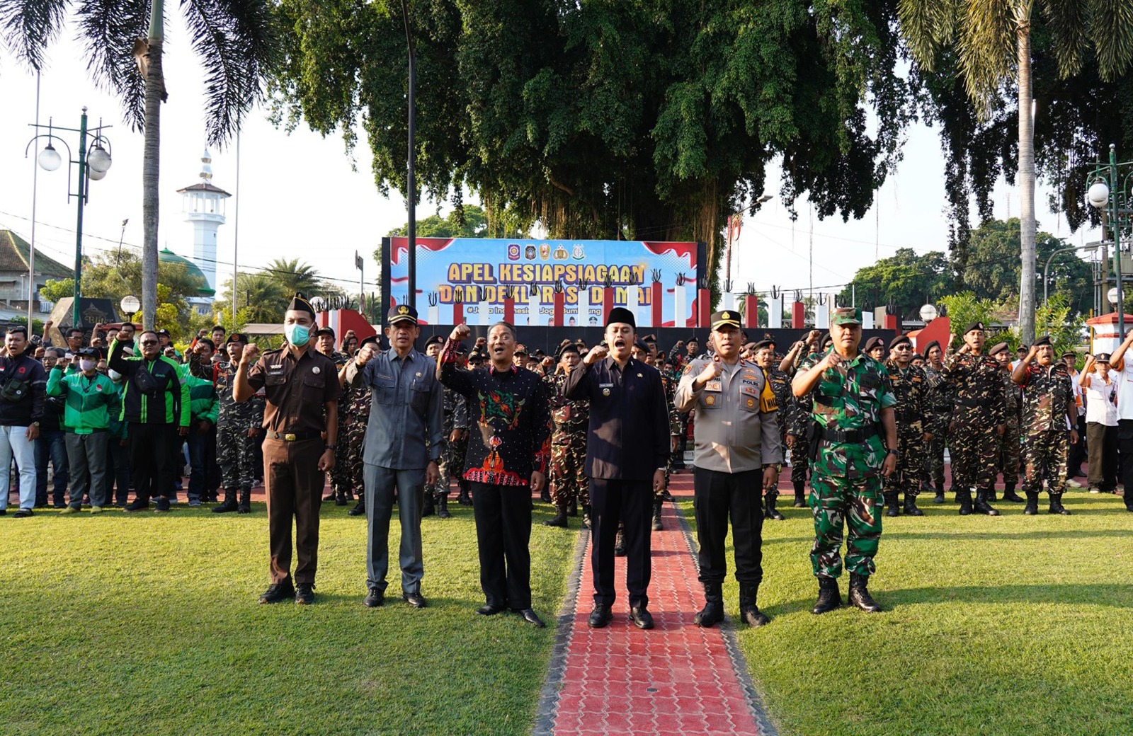 Apel Kesiapsiagaan dan Deklarasi Bumi Bung Karno Damai: Sinergi Menjaga Kondusifitas Kota Blitar