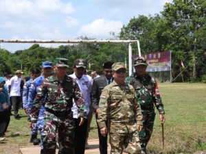 Pejabat Korem 121/Abw Hadiri Pembukaan TMMD Regtas Ke-126 Kodim 1208/Sambas