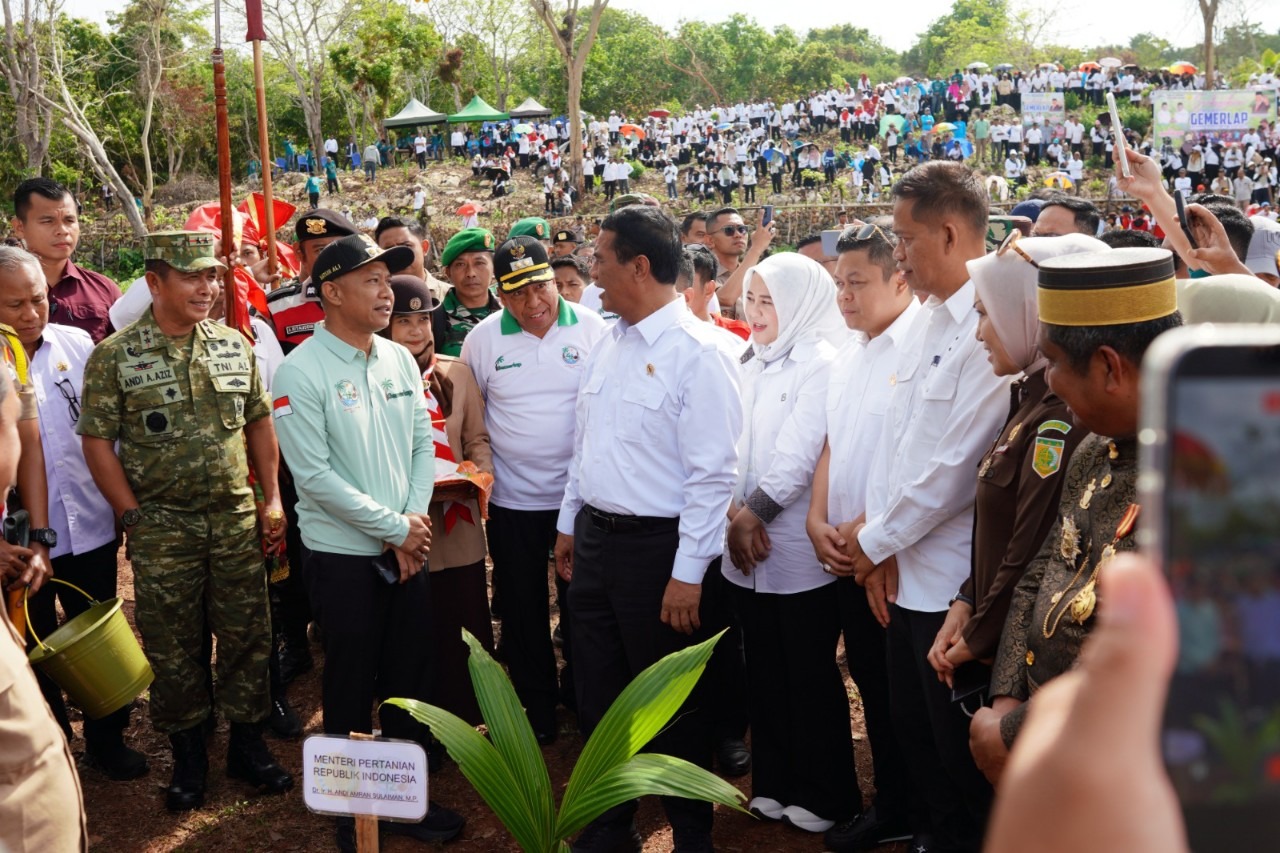 Kolaborasi PLN Group Sukses Amankan Pasokan Listrik di Agenda Nasional Kementerian Pertanian di Selayar