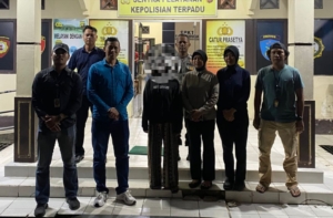 Polres Singkawang Amankan Dua Pelaku Dugaan Live Asusila di Media Sosial