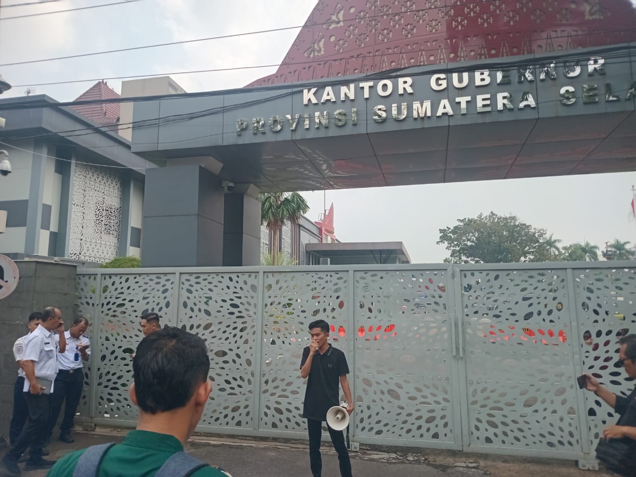 AP3 Aksi Damai di Kantor Gubernur Sumsel