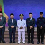 Bupati Sambas Lantik Direktur PDAM dan Dua Pejabat Kecamatan Paloh