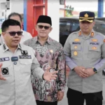 Isu Kelangkaan BBM Picu Antrean Panjang di Sambas, Bupati Pastikan Stok Aman