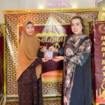 Rahasia Salon Kampung di Sambas yang Bikin Pelanggan Datang dari Malaysia hingga Jakarta