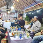 Silaturahmi H+2 Lebaran, Rahmadi Satukan Tim dan Warga di Markas Topa-topa