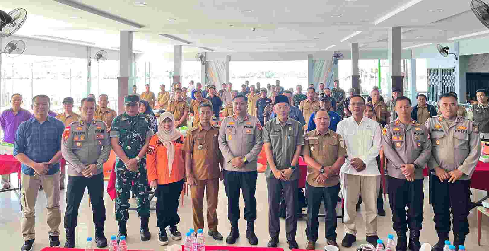Polres Sambas Libatkan Desa dan MPA Antisipasi Karhutla di Teluk Keramat dan Tangaran