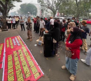 Mafia Tanah Semakin Merajalela,Petani Jadi Korban,Ratusan Massa LSM Gempita Gelar Aksi di BPN dan Polda Sumsel