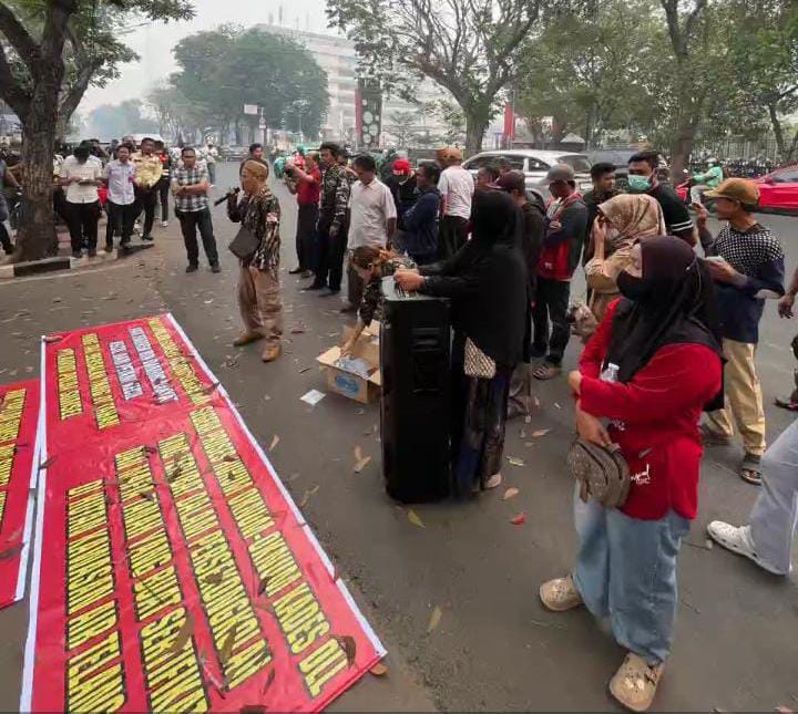 Mafia Tanah Semakin Merajalela,Petani Jadi Korban,Ratusan Massa LSM Gempita Gelar Aksi di BPN dan Polda Sumsel